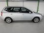 Kia Carens 2.0 CVVT X-TRA / Trekhaak / Airco / Bluetooth / APK 09-05-2027.