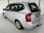 Kia Carens 2.0 CVVT X-TRA / Trekhaak / Airco / Bluetooth / APK 09-05-2027.