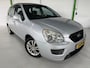Kia Carens 2.0 CVVT X-TRA / Trekhaak / Airco / Bluetooth / APK 09-05-2027.