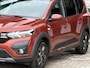 Dacia Jogger 1.6 Hybrid 140 Expression 5p. | Navigatie | LED | DAB | Cruise Control | Airco | Parkeersensoren | Apple Carplay & Android Auto |