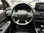 Dacia Jogger 1.6 Hybrid 140 Expression 5p. | Navigatie | LED | DAB | Cruise Control | Airco | Parkeersensoren | Apple Carplay & Android Auto |