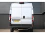 Peugeot e-Boxer 3.5t L3H2 Zwaar 110 kWh | Navigatie | Achteruitrijcamera | Climate Control | Cruise Control | !!