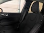Volvo XC60 T6 AWD Recharge Plus Dark | MY26 Facelift | Schuifdak | Trekhaak | 360° Camera | | Head-Up Display | Harman Kardon | All Season banden |Adaptieve Cruise Control | Stoelverwarming voor+achter | Stuurwielverwarming | Pilot Assist | BLIS Dode Hoek Detectie | 19 Inch | Elektrische voorstoelen geheugen | Quilted Nordico bekleding | Zitting verlenging voorstoelen | Google Infotainment | Keyless Drive | Parkeersensoren voor+achter | Elektrisch bedienbare achterklep | DAB Radio | Apple Carplay/Android Auto | Draadloos telefoon opladen | Volvo On Call met mobiele App functie | Onyx Black Metallic |