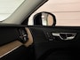 Volvo XC60 T6 AWD Recharge Plus Dark | MY26 Facelift | Schuifdak | Trekhaak | 360° Camera | | Head-Up Display | Harman Kardon | All Season banden |Adaptieve Cruise Control | Stoelverwarming voor+achter | Stuurwielverwarming | Pilot Assist | BLIS Dode Hoek Detectie | 19 Inch | Elektrische voorstoelen geheugen | Quilted Nordico bekleding | Zitting verlenging voorstoelen | Google Infotainment | Keyless Drive | Parkeersensoren voor+achter | Elektrisch bedienbare achterklep | DAB Radio | Apple Carplay/Android Auto | Draadloos telefoon opladen | Volvo On Call met mobiele App functie | Onyx Black Metallic |