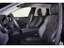 Volvo XC60 T6 Recharge AWD Plus Dark - Panorama/schuifdak - IntelliSafe Assist & Surround - 360º Camera - Harman/Kardon audio - Adaptieve LED koplampen - Verwarmde voorstoelen, stuur & achterbank - Parkeersensoren voor & achter - Elektr. bedienb. voorstoelen met geheugen - Draadloze tel. lader - Extra getint glas - 19' LMV
