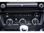 Skoda Octavia Combi 1.0 TSI Style Business Edition BJ2020 Lmv | Led V+A | Pdc | Trekhaak | App-Connect | Navi | Climate control | Cruise control | Extra getint glas