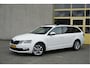 Skoda Octavia Combi 1.0 TSI Style Business Edition BJ2020 Lmv | Led V+A | Pdc | Trekhaak | App-Connect | Navi | Climate control | Cruise control | Extra getint glas