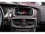Volvo V40 2.0 T2 Momentum|N.A.P.|Uniek!|Trekhaak|Origineel NL|Clima|Cruise