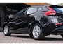 Volvo V40 2.0 T2 Momentum|N.A.P.|Uniek!|Trekhaak|Origineel NL|Clima|Cruise