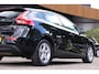 Volvo V40 2.0 T2 Momentum|N.A.P.|Uniek!|Trekhaak|Origineel NL|Clima|Cruise