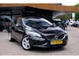 Volvo V40 2.0 T2 Momentum|N.A.P.|Uniek!|Trekhaak|Origineel NL|Clima|Cruise