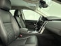Land Rover Discovery Sport P300e | Cold Climate Pack | Trekhaak | 20 inch Gloss Black