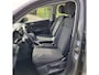 Volkswagen T-Cross 1.0 TSI Life Navigatie - Sportvelgen - Verwarmde stoelen