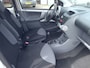 Peugeot 107 1.0-12V Accent