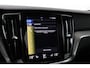 Volvo V60 2.0 T6 Plug-in hybrid AWD Plus Dark | Panoramadak | 20 inch | Trekhaak | Camera | Stoelgeheugen
