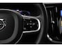 Volvo V60 2.0 T6 Plug-in hybrid AWD Plus Dark | Panoramadak | 20 inch | Trekhaak | Camera | Stoelgeheugen