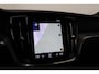 Volvo V60 2.0 T6 Plug-in hybrid AWD Plus Dark | Panoramadak | 20 inch | Trekhaak | Camera | Stoelgeheugen