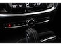 Volvo V60 2.0 T6 Plug-in hybrid AWD Plus Dark | Panoramadak | 20 inch | Trekhaak | Camera | Stoelgeheugen
