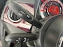 Fiat 500C 1.2 lounge Airco - Apple carplay - Navigatie - Parkeersensoren achter - Licht metalen velgen 15 inch - Cruise control - Bluetooth - Radio - Start/stop systeem - Elektrische ramen