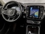 Volvo XC40 1.5 T4 Recharge Inscription 211Pk Automaat (APPLE CARPLAY, GROOT NAVI, STUUR/STOELVERWARMING, LEDER, SPORTSTOELEN, CAMERA, GETINT GLAS, KEYLESS, ELEK ACHTERKLEP, NIEUWSTAAT)