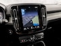 Volvo XC40 1.5 T4 Recharge Inscription 211Pk Automaat (APPLE CARPLAY, GROOT NAVI, STUUR/STOELVERWARMING, LEDER, SPORTSTOELEN, CAMERA, GETINT GLAS, KEYLESS, ELEK ACHTERKLEP, NIEUWSTAAT)