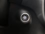 Volvo XC40 1.5 T4 Recharge Inscription 211Pk Automaat (APPLE CARPLAY, GROOT NAVI, STUUR/STOELVERWARMING, LEDER, SPORTSTOELEN, CAMERA, GETINT GLAS, KEYLESS, ELEK ACHTERKLEP, NIEUWSTAAT)