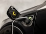 Volvo XC40 1.5 T4 Recharge Inscription 211Pk Automaat (APPLE CARPLAY, GROOT NAVI, STUUR/STOELVERWARMING, LEDER, SPORTSTOELEN, CAMERA, GETINT GLAS, KEYLESS, ELEK ACHTERKLEP, NIEUWSTAAT)