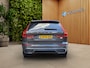 Volvo XC60 2.0 T8 Plug-in hybrid AWD R-Design | SOH 96% | Luchtvering | Trekhaak | HUD | Memory | Harman/Kardon