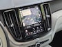 Volvo XC60 2.0 T8 Plug-in hybrid AWD R-Design | SOH 96% | Luchtvering | Trekhaak | HUD | Memory | Harman/Kardon