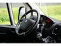 Peugeot Boxer 335 2.2 BlueHDi 140 L2H2 Premium in Topstaat |1e eigenaar |Camera |Cruise |Navi |140 pk |3500 KG |BPM vrij |Mooie camperbasis |Metallic lak |Parkeersensoren |EURO6D