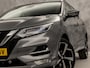 Nissan Qashqai 1.2 Tekna Sport Automaat (PANORAMADAK, NAVIGATIE, 360 CAMERA, BOSE AUDIO, STOELVERWARMING, SPORTSTOELEN, GETINT GLAS, LANE ASSIST, NIEUWSTAAT)