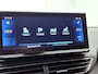 Peugeot 3008 SUV Allure Pack 130pk Automaat | Lage kilometerstand | Navigatie | Achteruitrijcamera | Handsfree achterklep | Climate Control | Keyless | Parkeersensoren v+a | Cruise Control | Dodehoeksensor | Led koplampen | Apple Carplay / Android Auto | Bluetooth | DAB+ radio | Donker getint glas | 18" lichtmetalen velgen |
