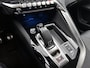 Peugeot 3008 SUV Allure Pack 130pk Automaat | Lage kilometerstand | Navigatie | Achteruitrijcamera | Handsfree achterklep | Climate Control | Keyless | Parkeersensoren v+a | Cruise Control | Dodehoeksensor | Led koplampen | Apple Carplay / Android Auto | Bluetooth | DAB+ radio | Donker getint glas | 18" lichtmetalen velgen |