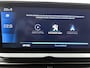 Peugeot 3008 SUV Allure Pack 130pk Automaat | Lage kilometerstand | Navigatie | Achteruitrijcamera | Handsfree achterklep | Climate Control | Keyless | Parkeersensoren v+a | Cruise Control | Dodehoeksensor | Led koplampen | Apple Carplay / Android Auto | Bluetooth | DAB+ radio | Donker getint glas | 18" lichtmetalen velgen |