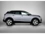 Peugeot 3008 SUV Allure Pack 130pk Automaat | Lage kilometerstand | Navigatie | Achteruitrijcamera | Handsfree achterklep | Climate Control | Keyless | Parkeersensoren v+a | Cruise Control | Dodehoeksensor | Led koplampen | Apple Carplay / Android Auto | Bluetooth | DAB+ radio | Donker getint glas | 18" lichtmetalen velgen |