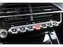 Peugeot e-208 EV Allure Avantage 51 kWh | Apple carplay | Navigatie | Cruise control | Warmtepomp | On Board Charger 11kW - 3 fase (Vehicle to load) functie | Vision & Navigation Pack