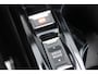 Peugeot e-208 EV Allure Avantage 51 kWh | Apple carplay | Navigatie | Cruise control | Warmtepomp | On Board Charger 11kW - 3 fase (Vehicle to load) functie | Vision & Navigation Pack