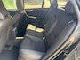 Volvo V60 R-Design 1.6 T4 180 pk - LEES OMSCHRIJVING -
