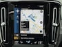 Volvo XC40 T2 R-Design | 360 Camera | Trekhaak | Panoramadak | Premium audio | Stuurwiel verwarmd |