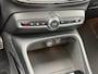 Volvo XC40 T2 R-Design | 360 Camera | Trekhaak | Panoramadak | Premium audio | Stuurwiel verwarmd |