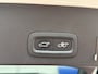 Volvo XC40 T2 R-Design | 360 Camera | Trekhaak | Panoramadak | Premium audio | Stuurwiel verwarmd |