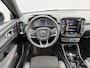 Volvo XC40 T2 R-Design | 360 Camera | Trekhaak | Panoramadak | Premium audio | Stuurwiel verwarmd |