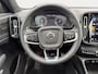Volvo XC40 T2 R-Design | 360 Camera | Trekhaak | Panoramadak | Premium audio | Stuurwiel verwarmd |