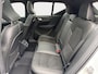 Volvo XC40 T2 R-Design | 360 Camera | Trekhaak | Panoramadak | Premium audio | Stuurwiel verwarmd |