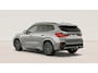 BMW iX1 eDrive20 67 kWh M Sport Edition Trekhaak - Panoramadak - Driving/Parking assistant plus - Head up - Harman Kardon - Actieve stoelen voor - Getinte ruiten - Comfort Access -