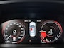 Volvo S60 2.0 Recharge T6 AWD R-Design | Automaat | Apple Carplay / Android Auto | Achteruitrijcamera | Parkeersensoren | Stoelverwarming | Stuurverwarming |