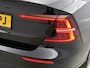 Volvo S60 2.0 Recharge T6 AWD R-Design | Automaat | Apple Carplay / Android Auto | Achteruitrijcamera | Parkeersensoren | Stoelverwarming | Stuurverwarming |