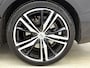 Volvo S60 2.0 Recharge T6 AWD R-Design | Automaat | Apple Carplay / Android Auto | Achteruitrijcamera | Parkeersensoren | Stoelverwarming | Stuurverwarming |