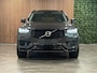 Volvo XC90 T8 AWD Recharge Ultra Ultimate Dark | Stoelventilatie | Trekhaak | 360 Camera | Head-Up Display | Stoelmassage | 455pk | Harman Kardon | Adaptieve Cruise Control | Stoelverwarming voor+achter | Stuurwielverwarming | Schuifdak | 20 Inch | Full LED Meesturende koplampen | Pilot Assist | BLIS Dode Hoek Detectie | Alcantara hemelbekleding | Lederen handgrepen en zonnekleppen | Elektrische voorstoelen geheugen | Nappa Lederen bekleding | Zitting verlenging voorstoelen | Lederen Dashboard | Google Infotainment | Keyless Drive | Parkeersensoren voor+achter | Privacy Glass | Elektrisch bedienbare achterklep | Geïntegreerde zongordijnen achterportieren | Geïntegreerd kinderzitje achterin | Verlichte instaplijsten | 7-Persoons | 4-Zone Climate Control | DAB Radio | Apple Carplay/Android Auto | Draadloos telefoon opladen | Volvo On Call met mobiele App functie | Platinum Grey Metallic |