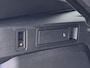 Volkswagen Tiguan 1.5 eHybrid R-Line Business Automaat - IQ light - Trekhaak - Panoramaschuif-kanteldak - Leer - Navigatie - Head-up display